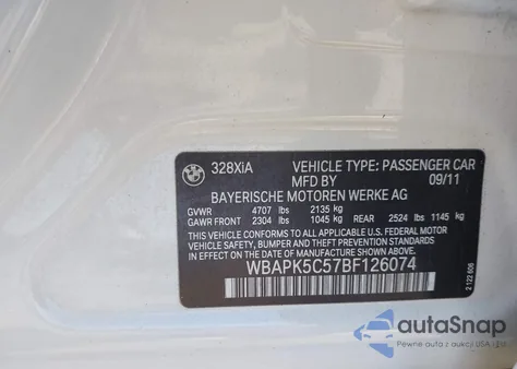 2011 BMW 328I xDrive z USA, uszkodzony, nr VIN WBAPK5C57BF126074